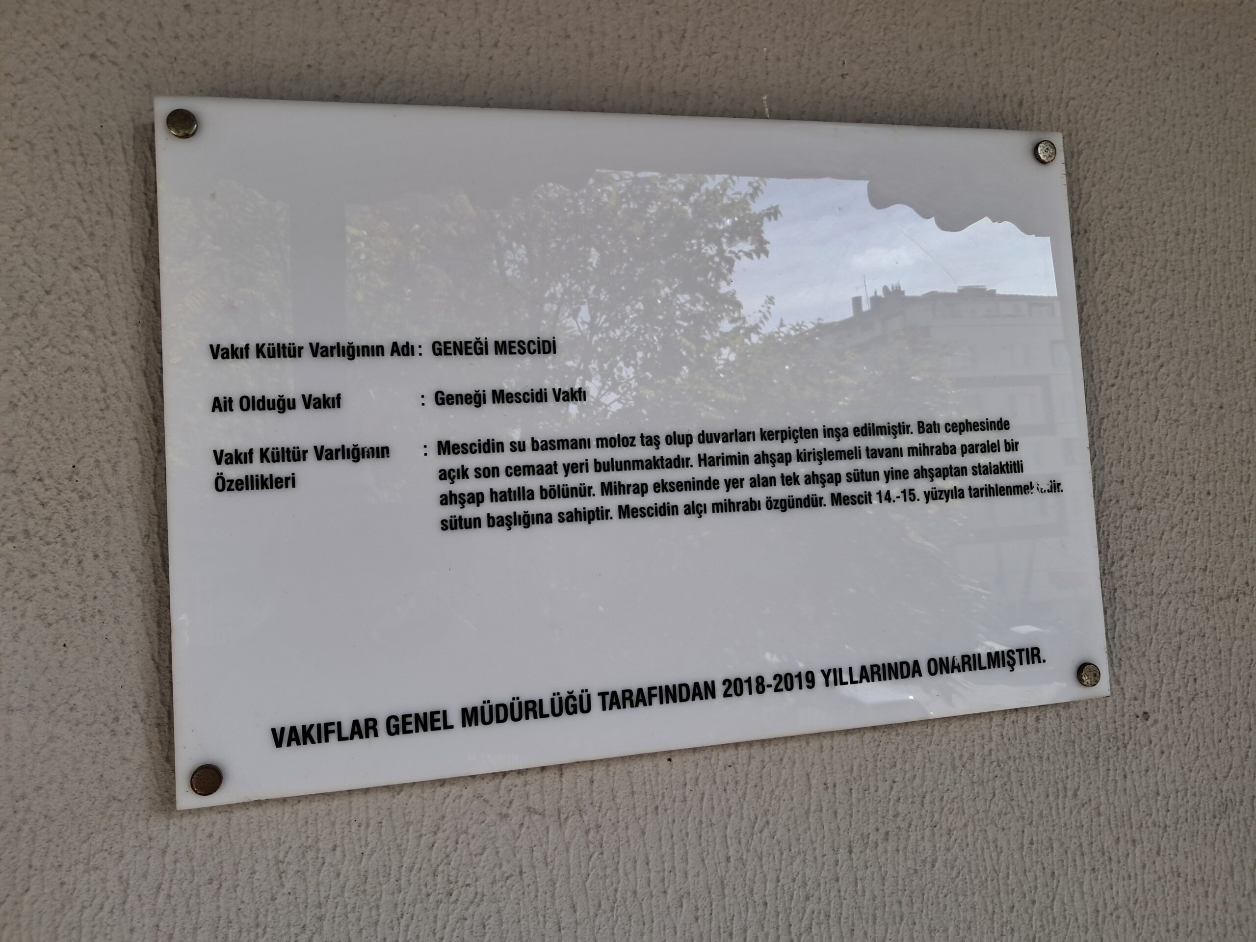 Geneği Mescidi Bilgi Panosu