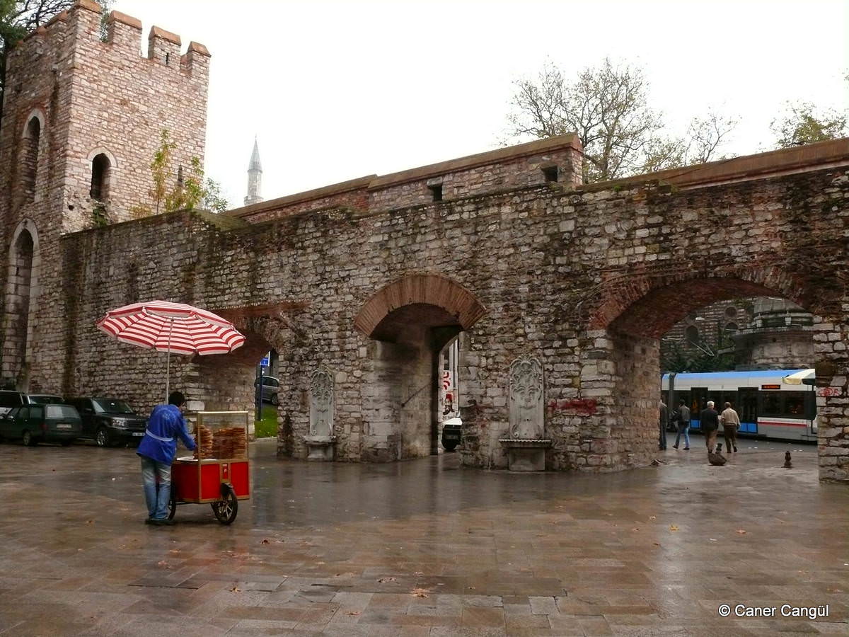 Gülhane Parkı Kapısı