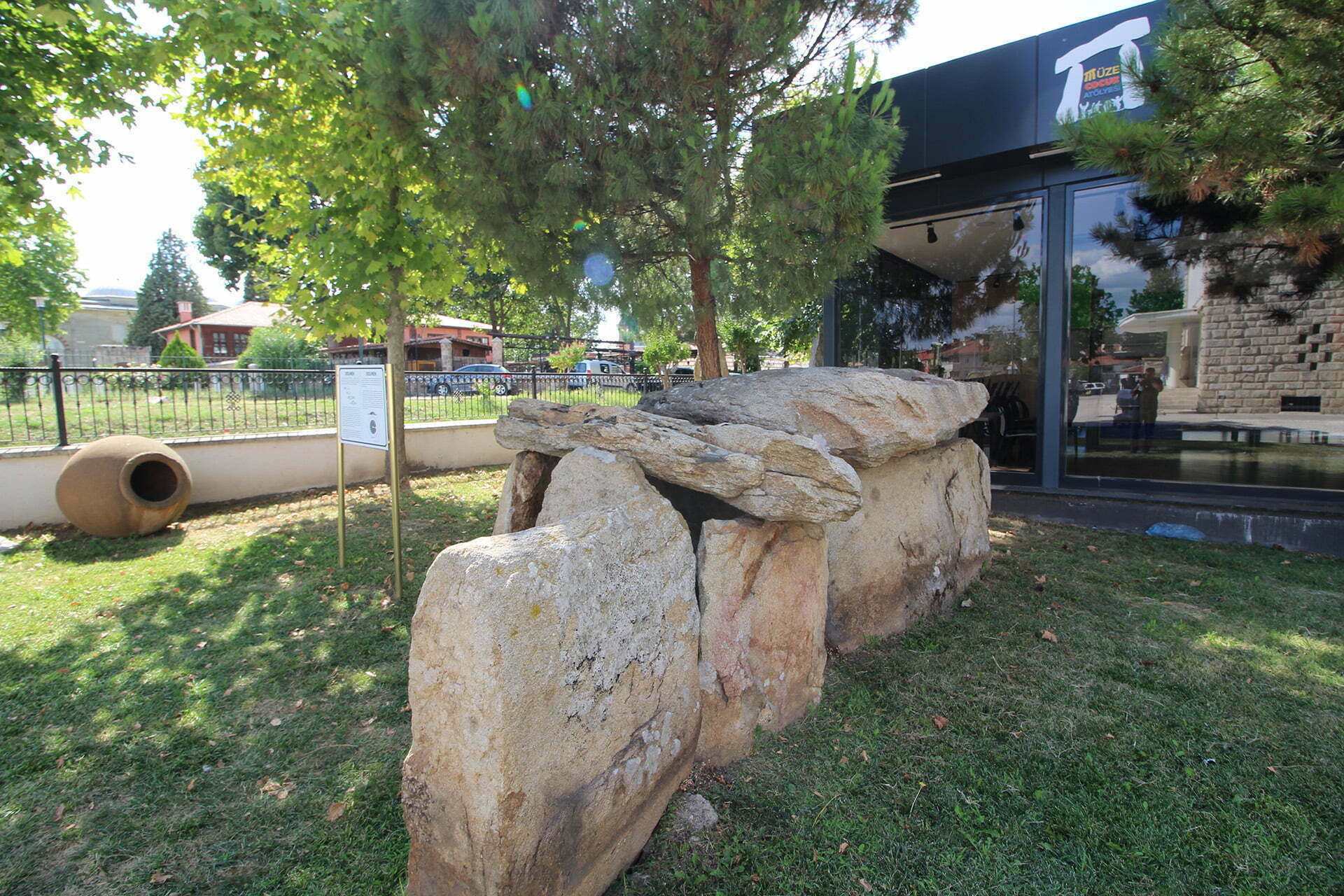 Hacılar Dolmeni, Edirne