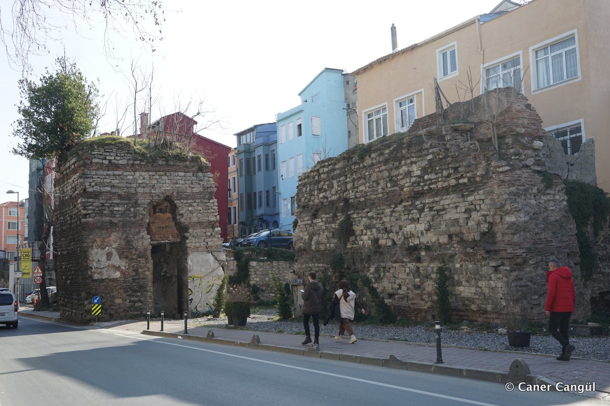 Haliç Surları, 30. Kule