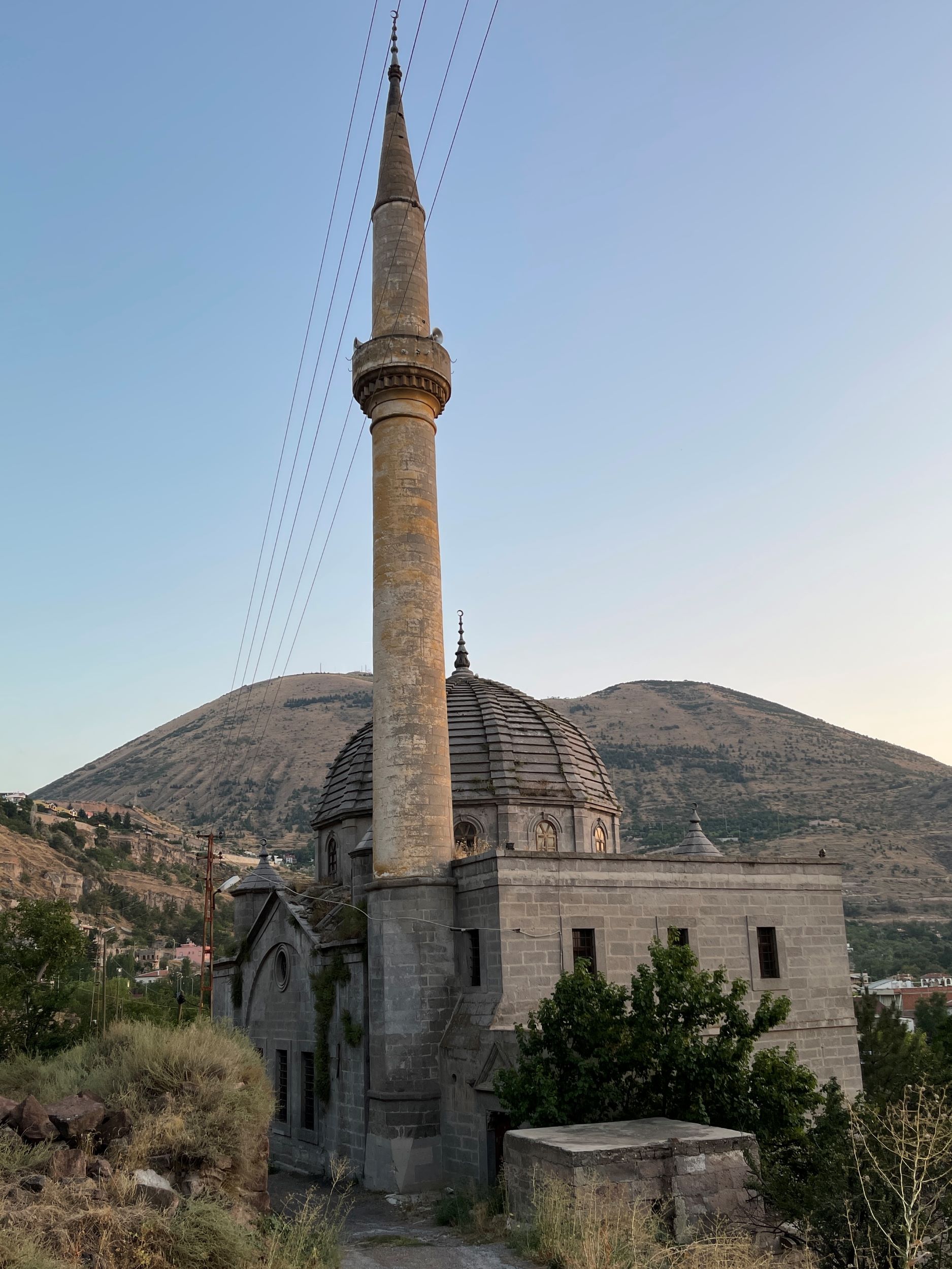 Han Camii, Talas