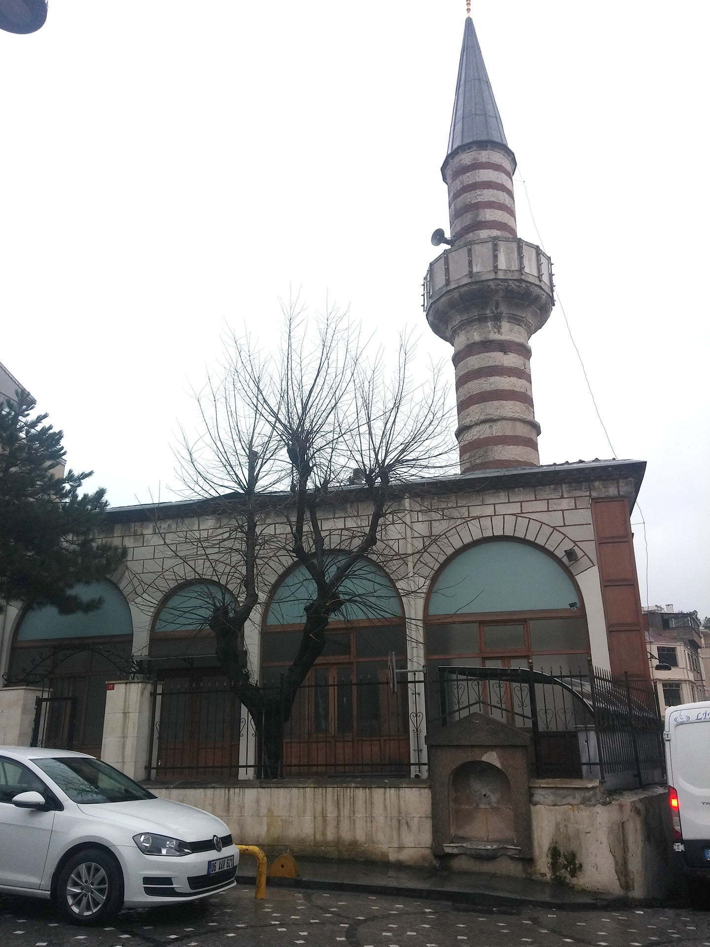 Hasanağa Nakilbent Camii