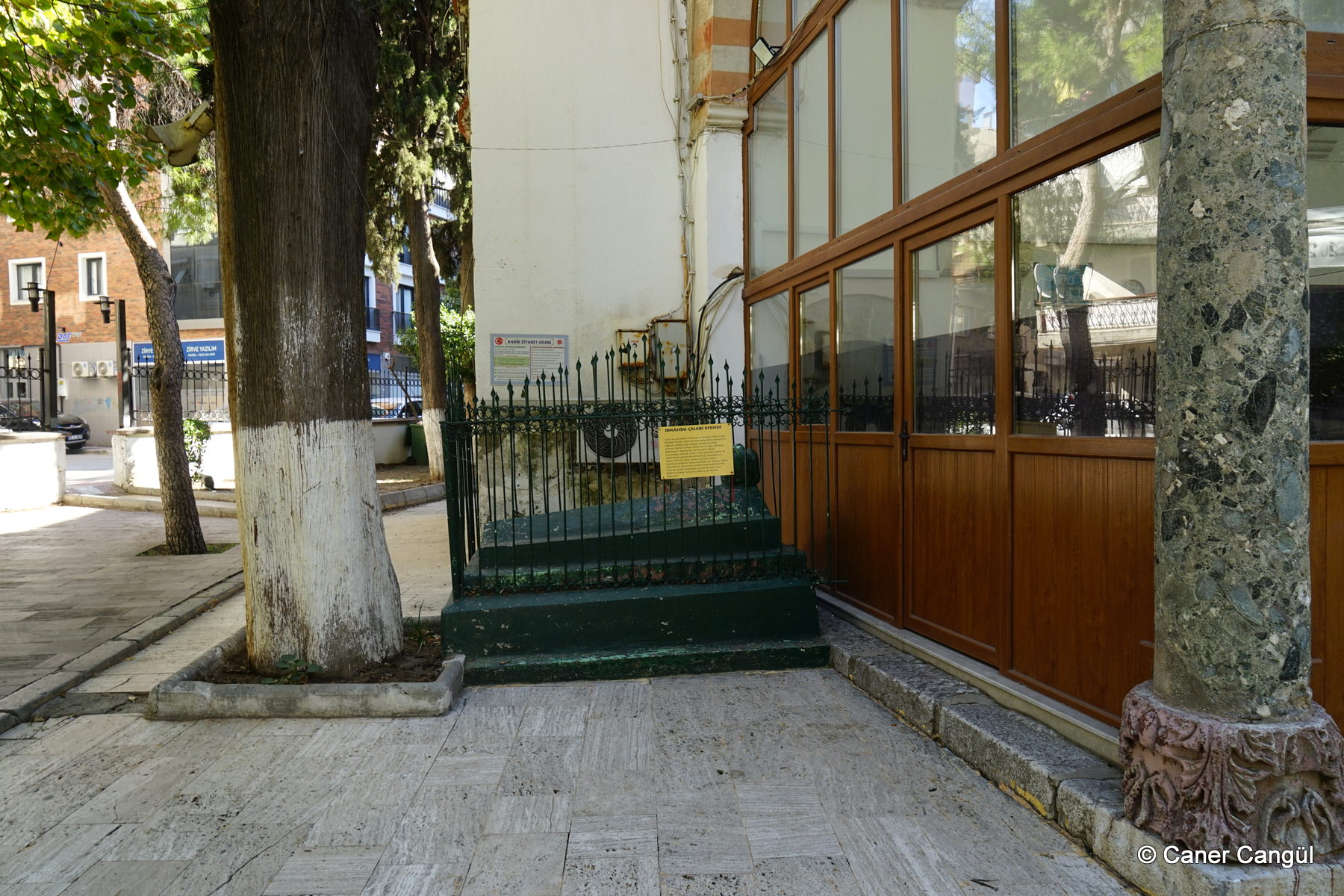İbrahim Çelebi Kabri