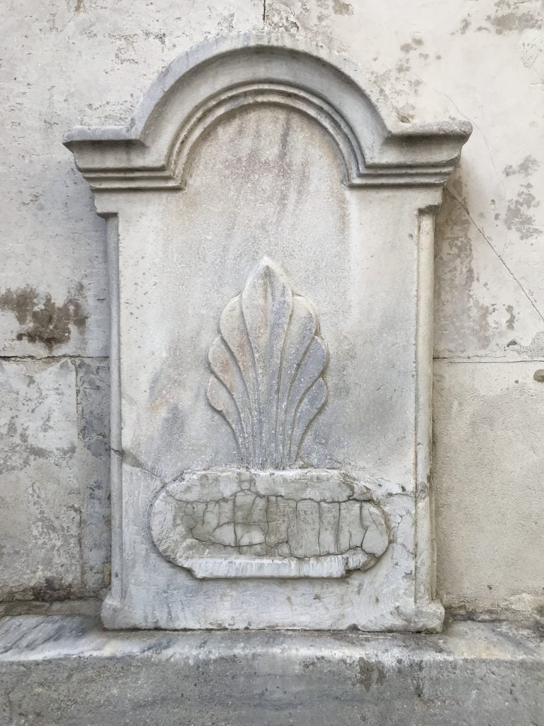 İhramcı Mehmet Sadık Efendi Çeşmesi