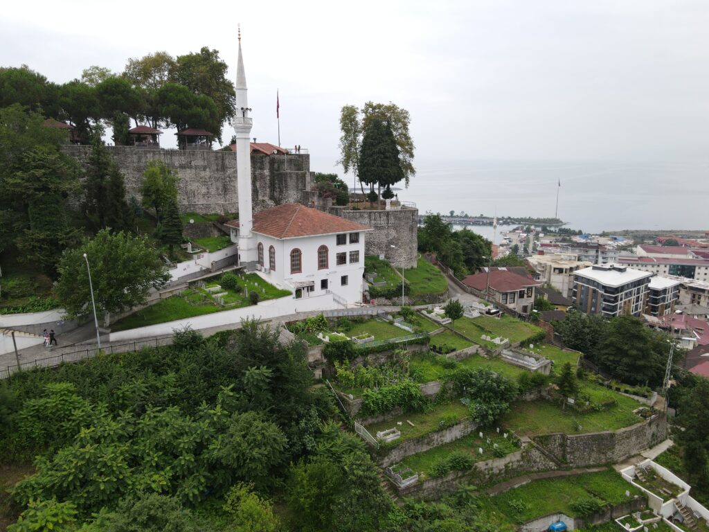 Kale Camii, Rize