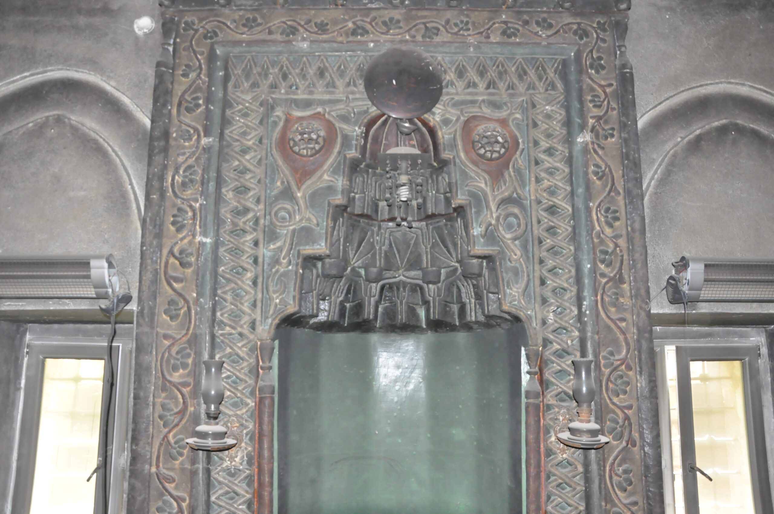 Kaymaklı Camii, Taş Mihrap