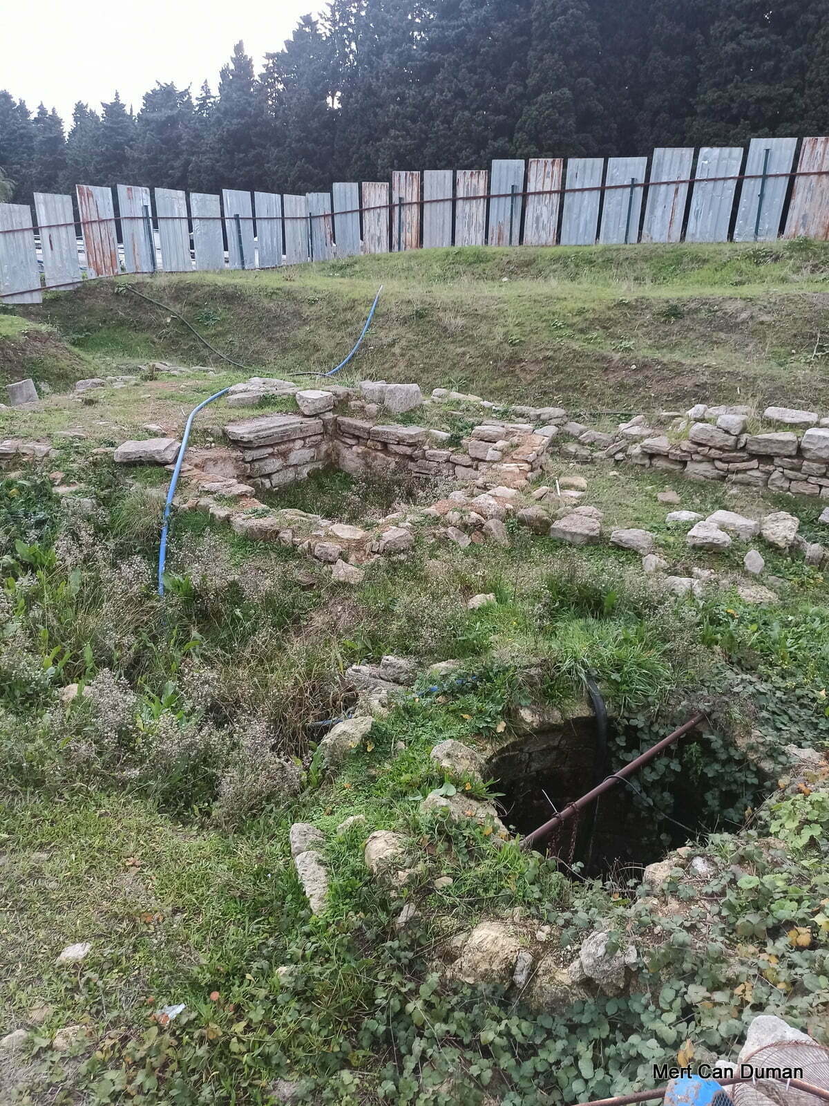 Kilise Kalıntısı, Halkalı