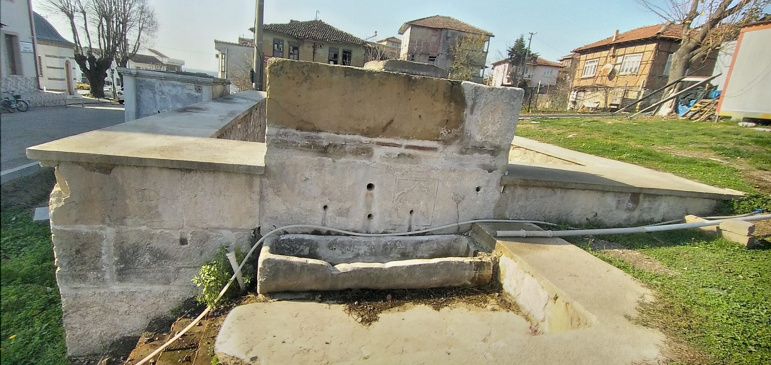 Kilise Suyu Çeşmesi, Konuralp
