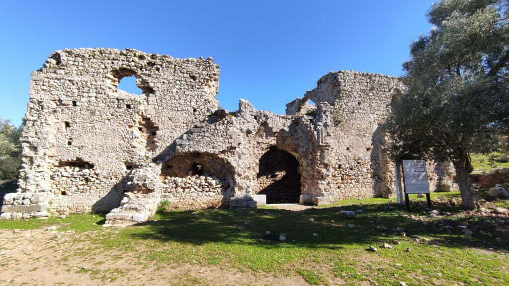 Kızıl Han, Beçin