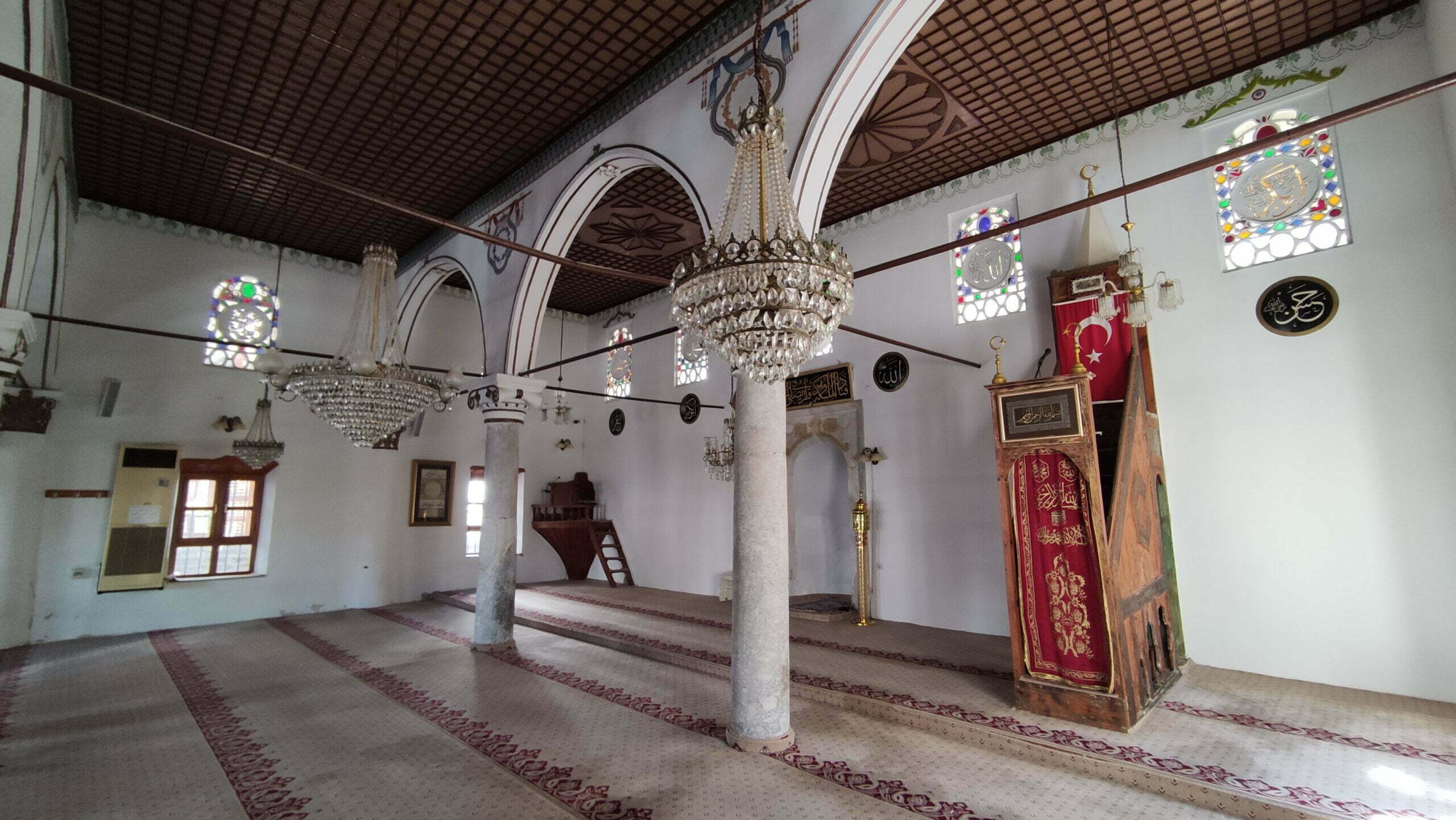 Kızılhisarlı Mustafa Paşa Camii