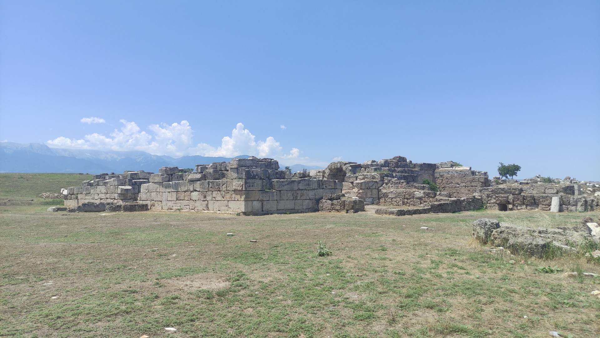 Laodikeia Merkezi Hamam