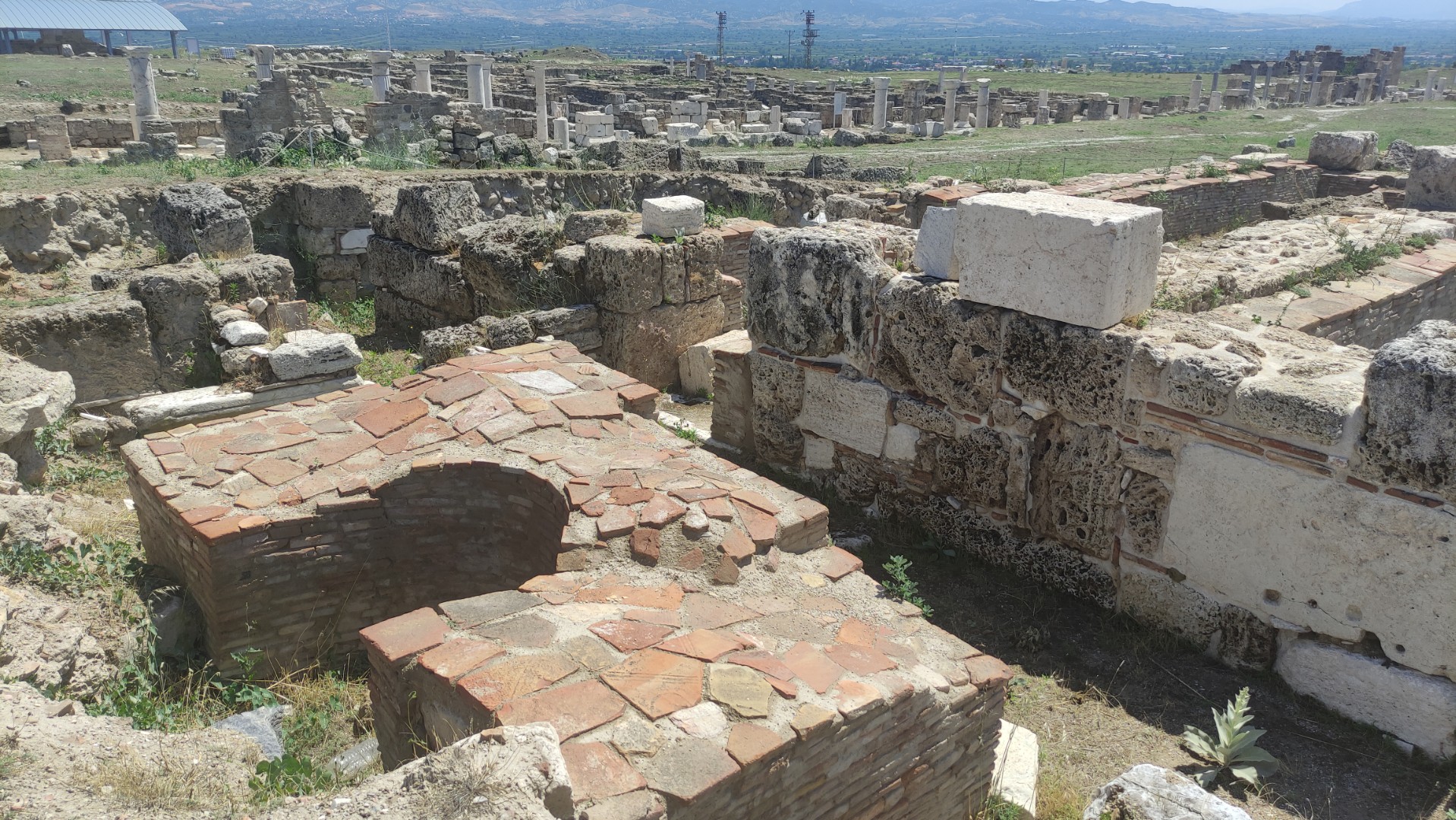 Laodikeia Merkezi Kilise
