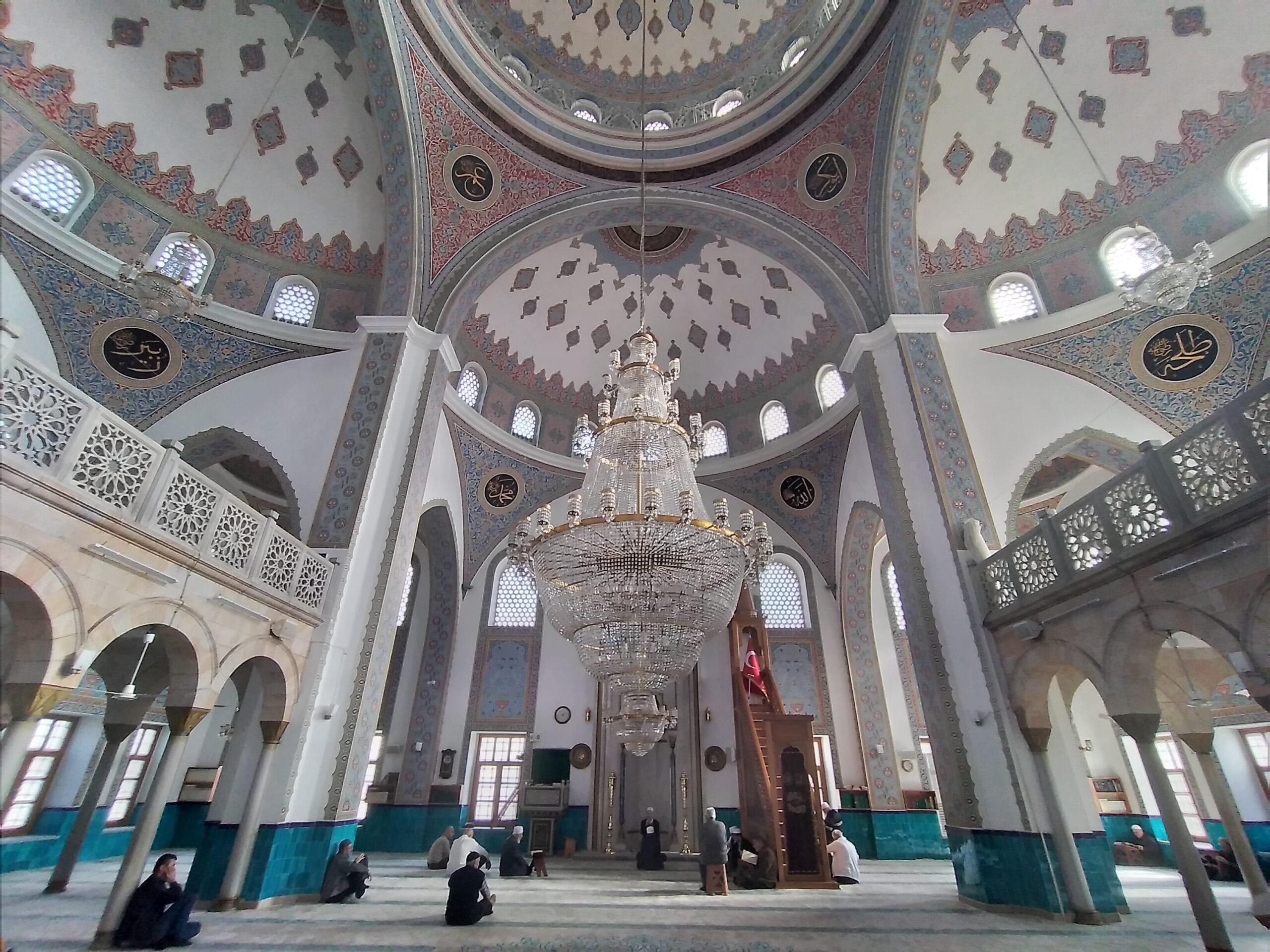 Merkez Cedidiye Camii İçi, Düzce
