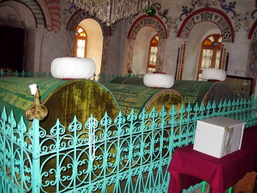 Mir Hamza Nigârî Türbesi