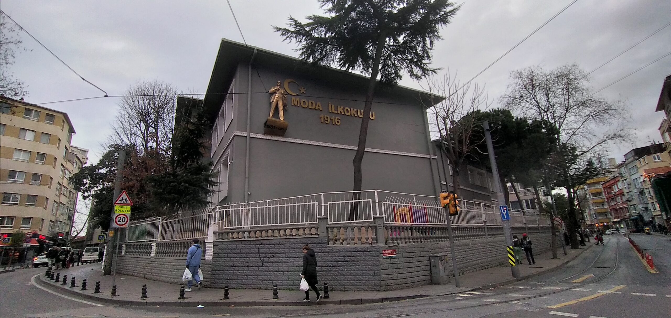 Moda İlkokulu