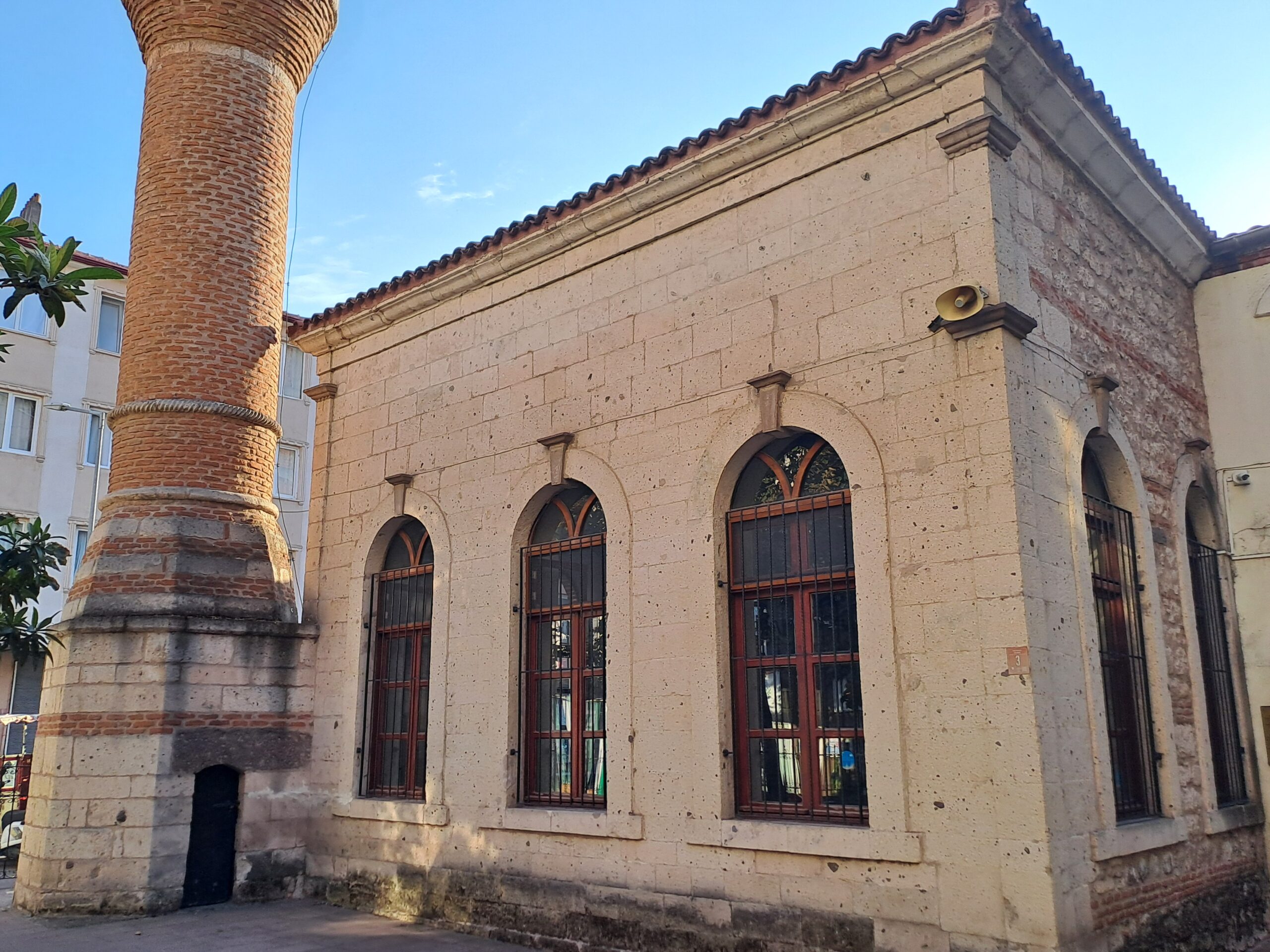Okçukara Camii