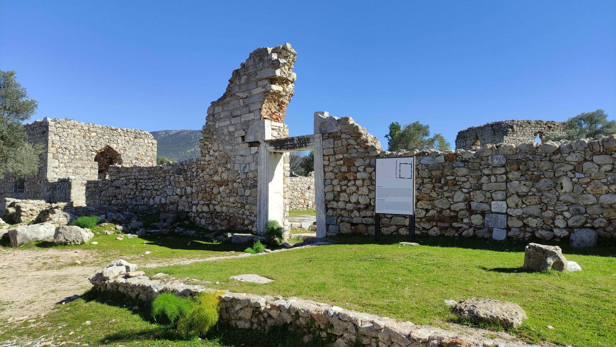 Orhan Camii, Beçin