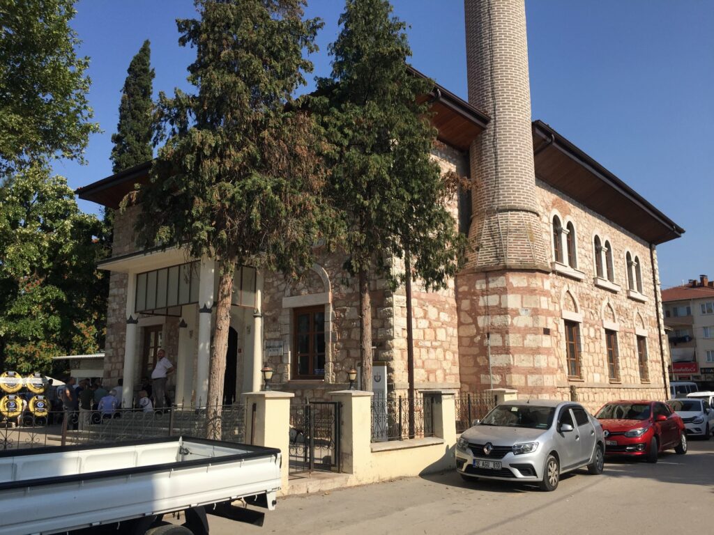 Orhan Gazi Camii, Yenişehir