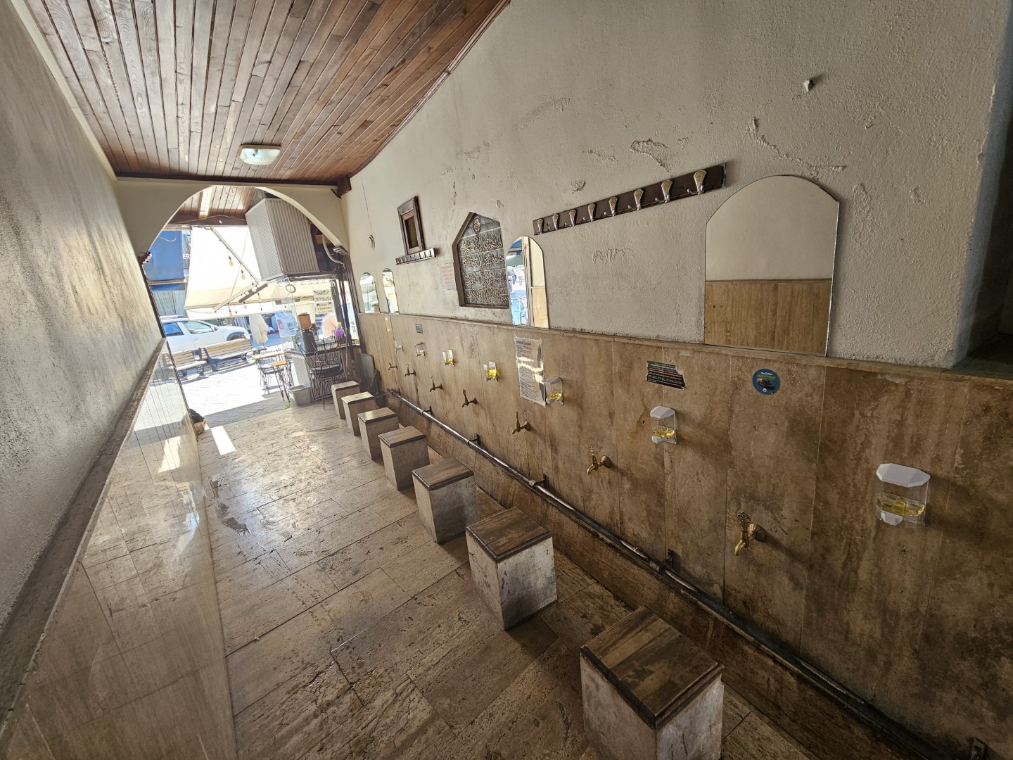 Orta Cami Çeşmesi