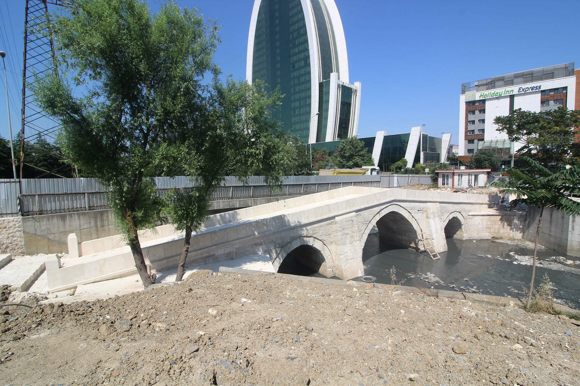 Halkalı Köprüsü