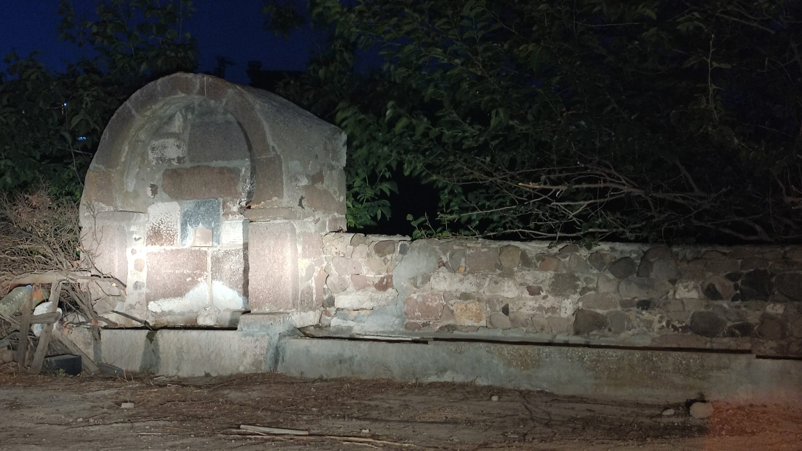 Paşaköy Yolu Çeşmesi