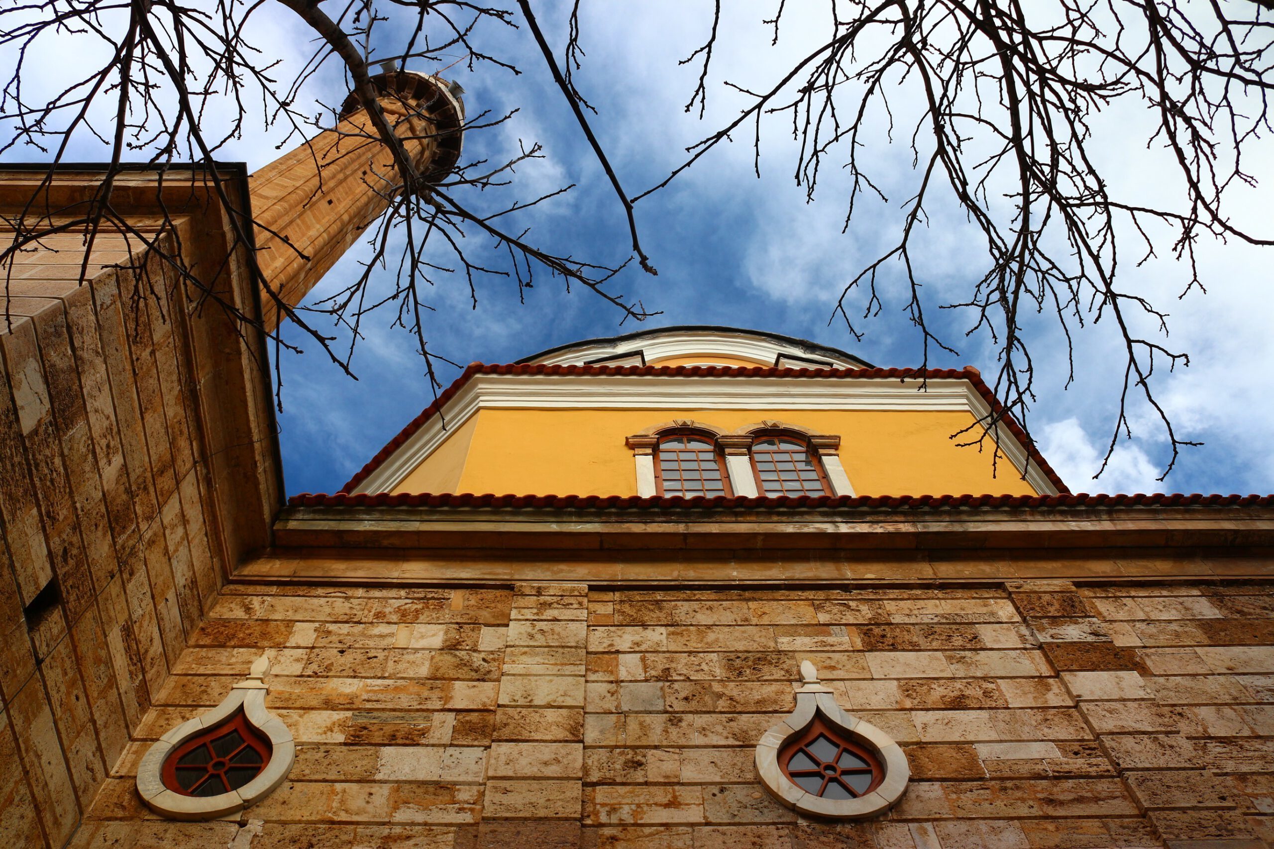 Damla Şeklinde Pencereler ve Kubbe Kasnağı Pencereleri, Ramazan Paşa Camii