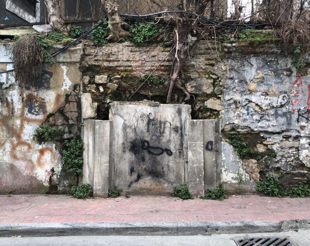 Rıza Bey Çeşmesi