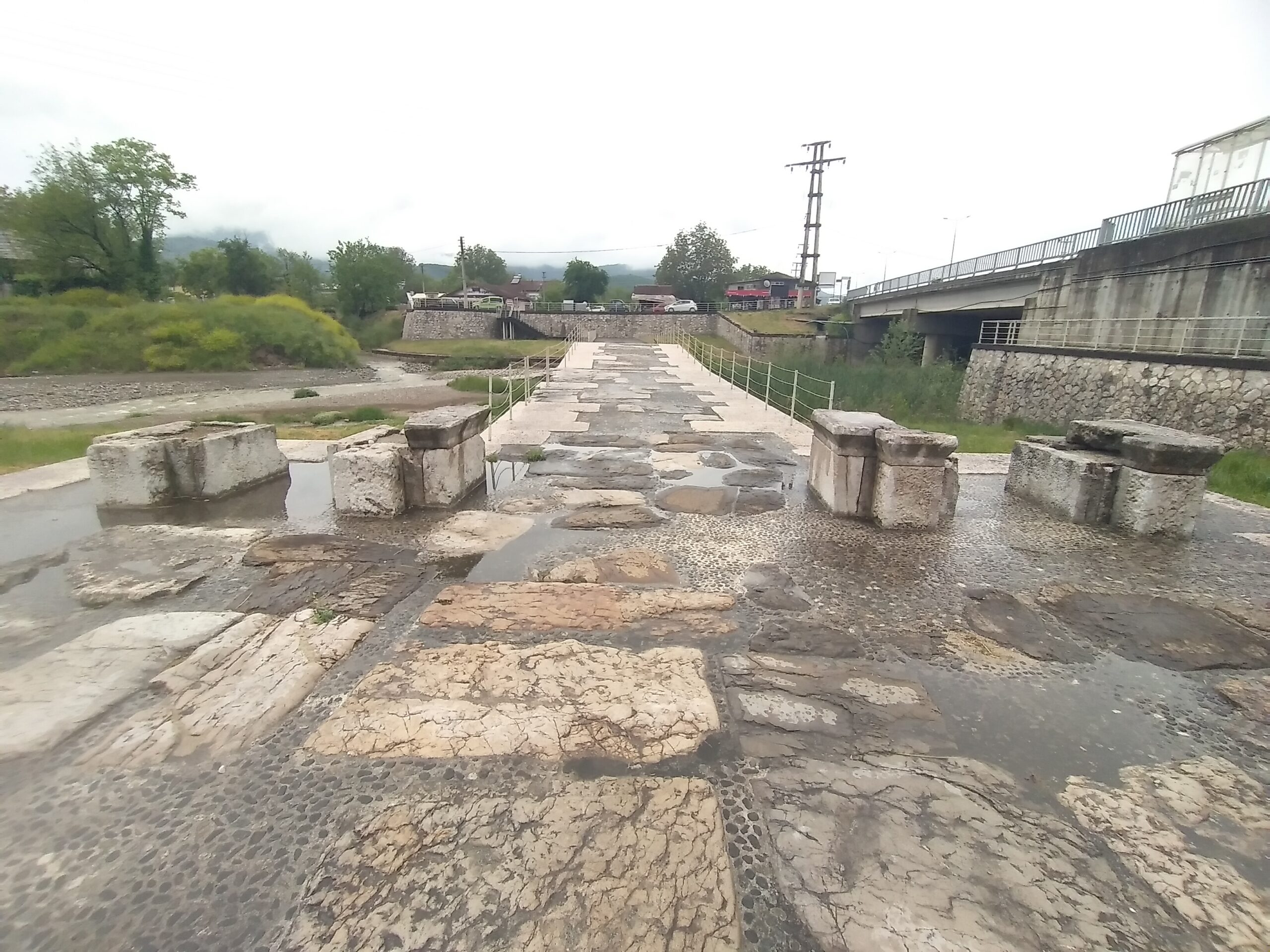 Roma Köprüsü, Konuralp