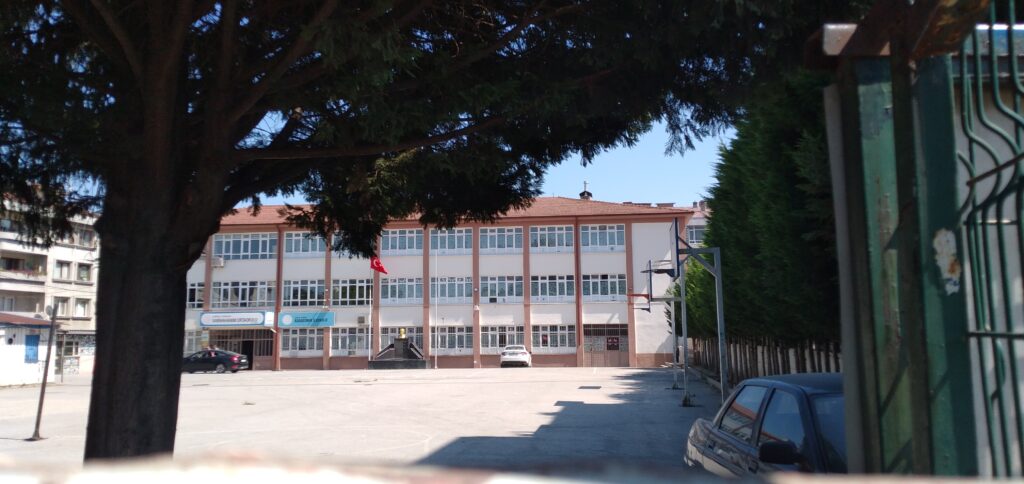Sabihahanım Ortaokulu