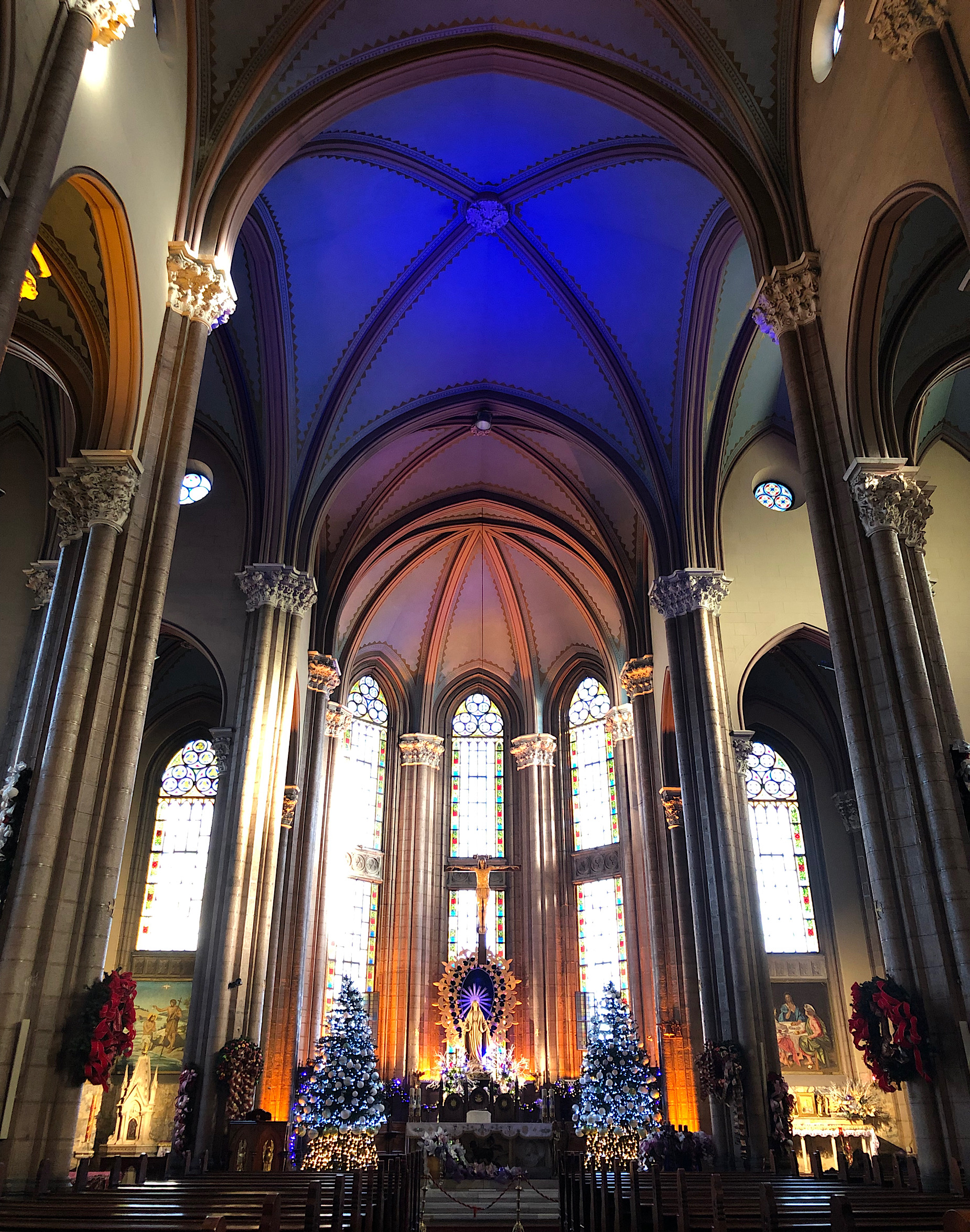 Saint Antuan Katolik Kilisesi