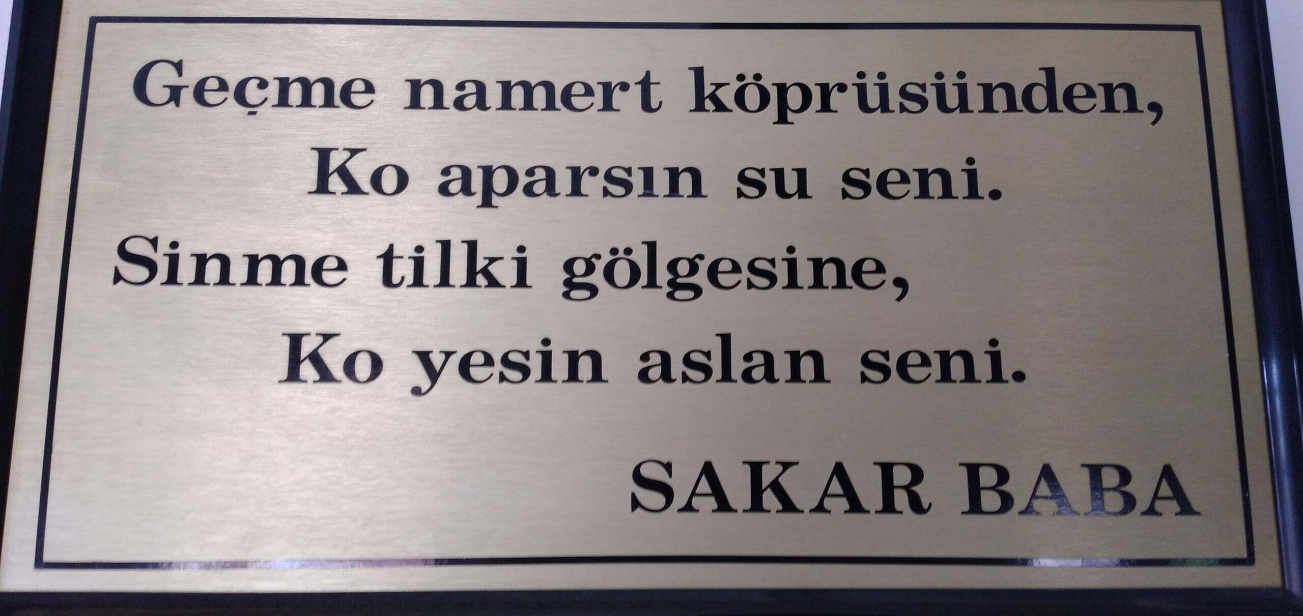 Sakar Baba Türbesi