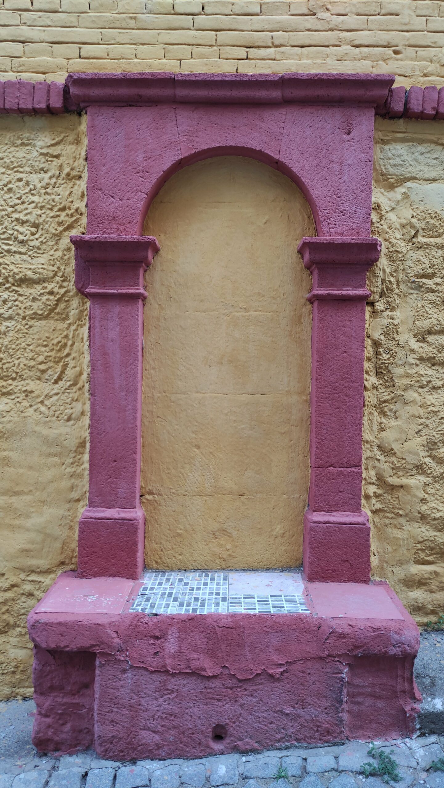 Saman Pazarı Sokak Çeşmesi
