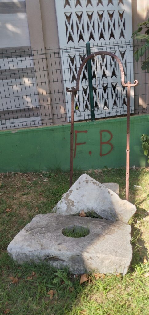 Sarıgazi Türbesi Su Kuyusu