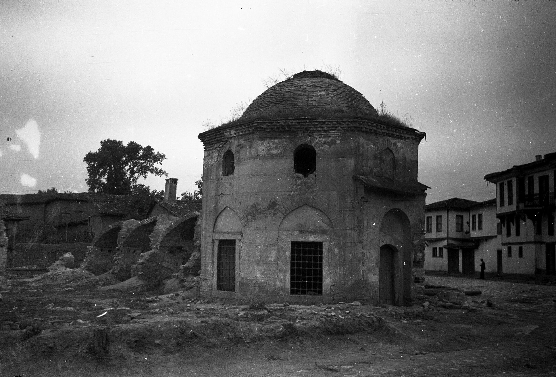 Şehzade Süleyman Türbesi ve Medresesi