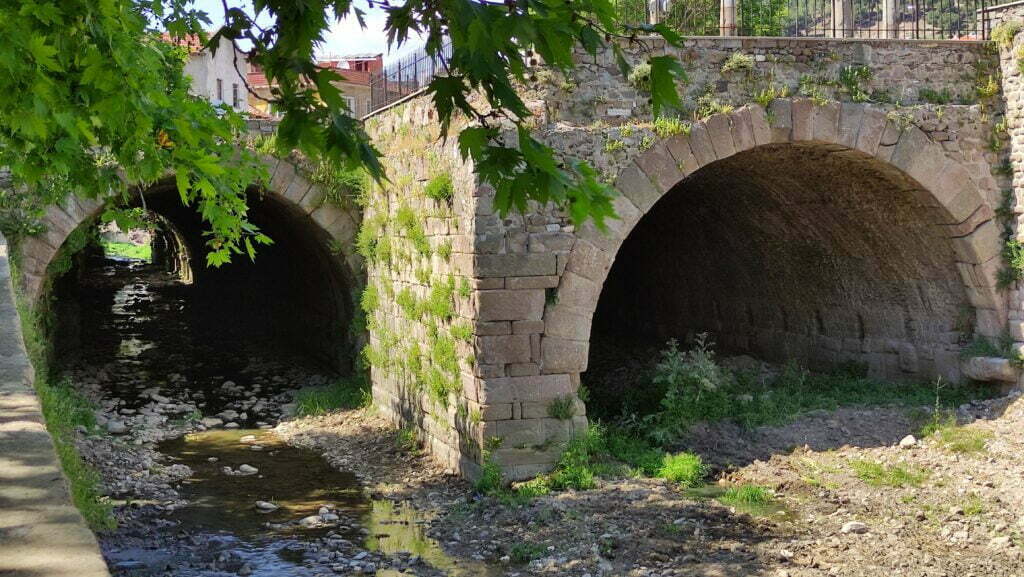 Selinus Irmağı Tünelleri