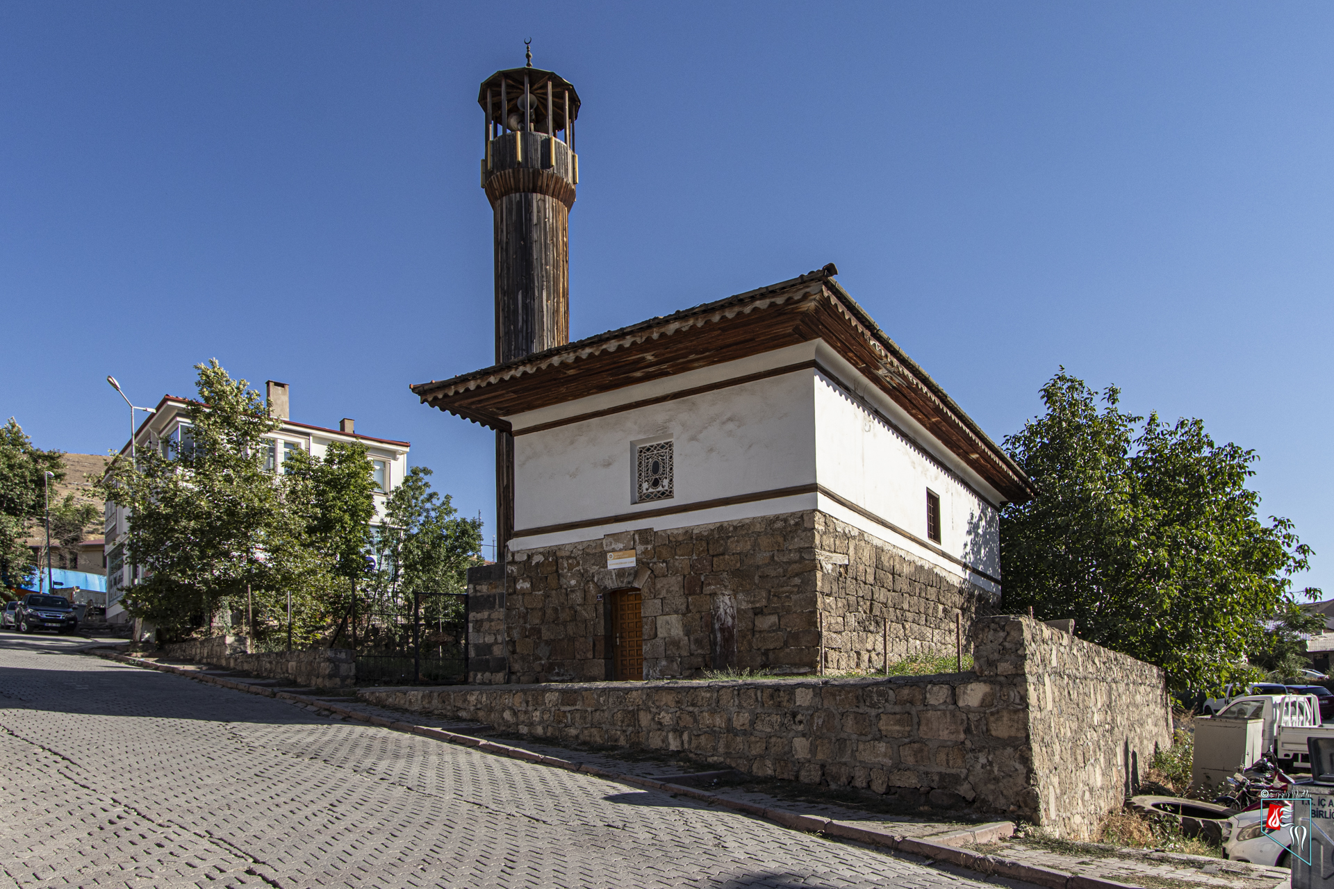 Şems Bezirgan Camii