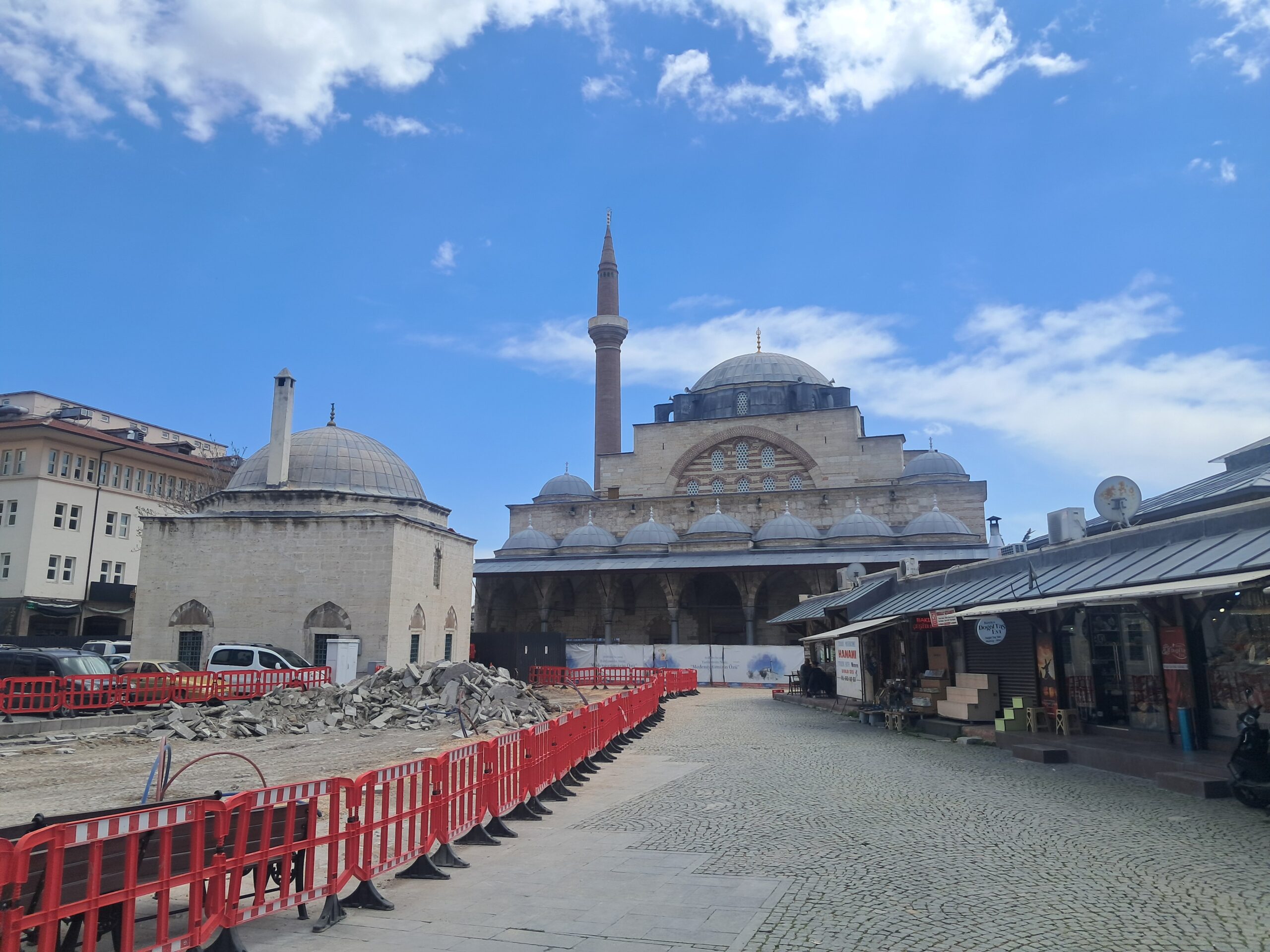 Şerafettin Camii