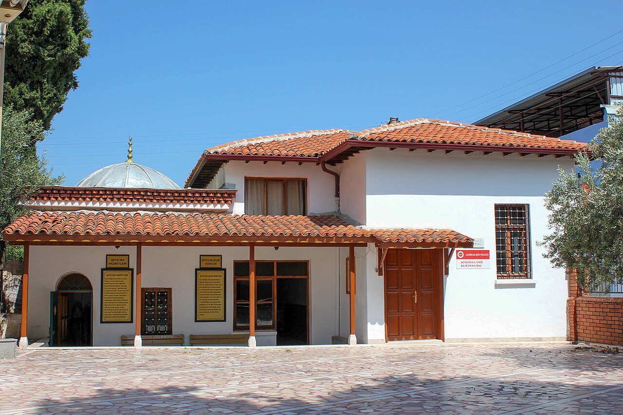 Şeyh İsa Türbesi