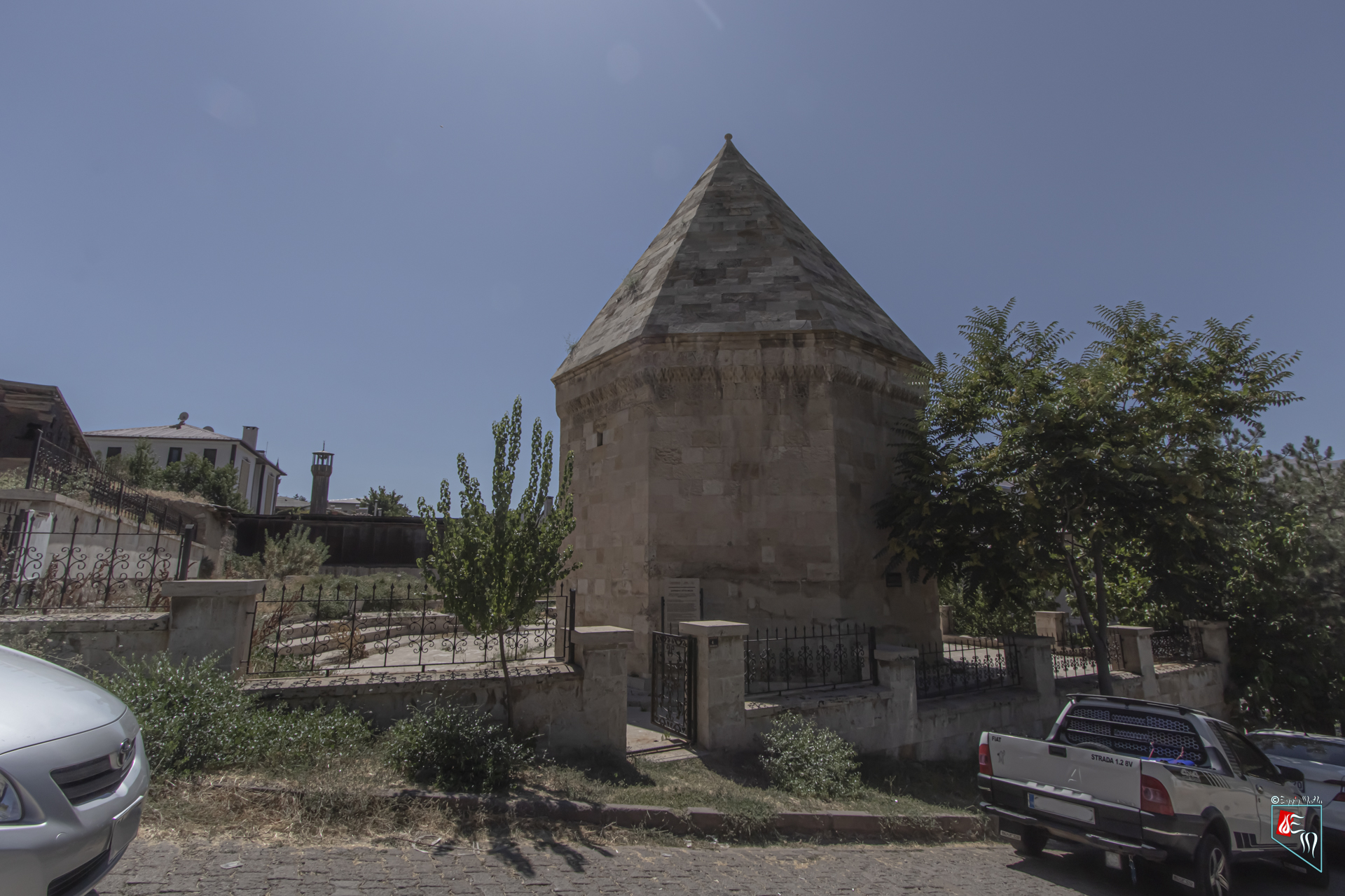 Sitte Melik Kümbeti