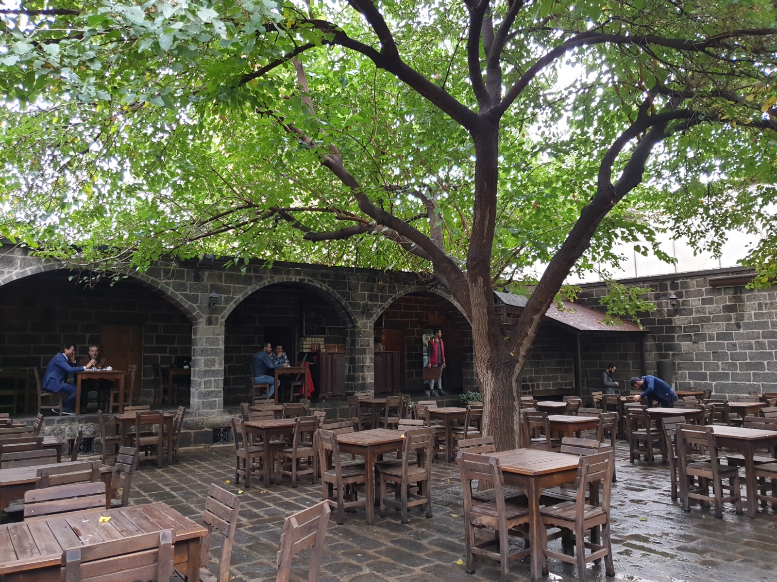 Sülüklü Han
