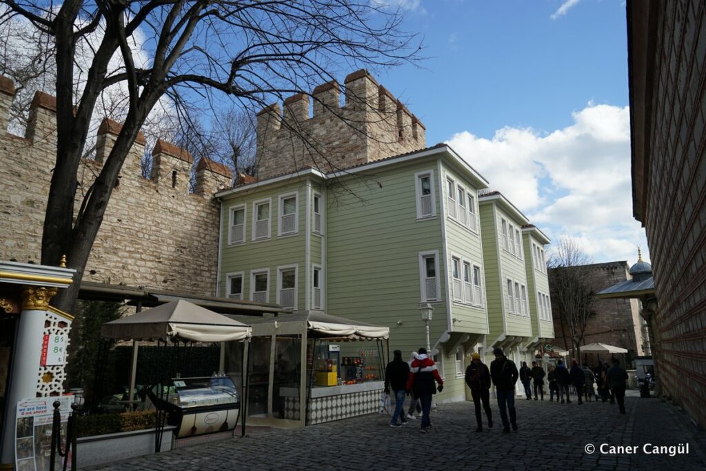 Sur-i Sultani 10. Burç