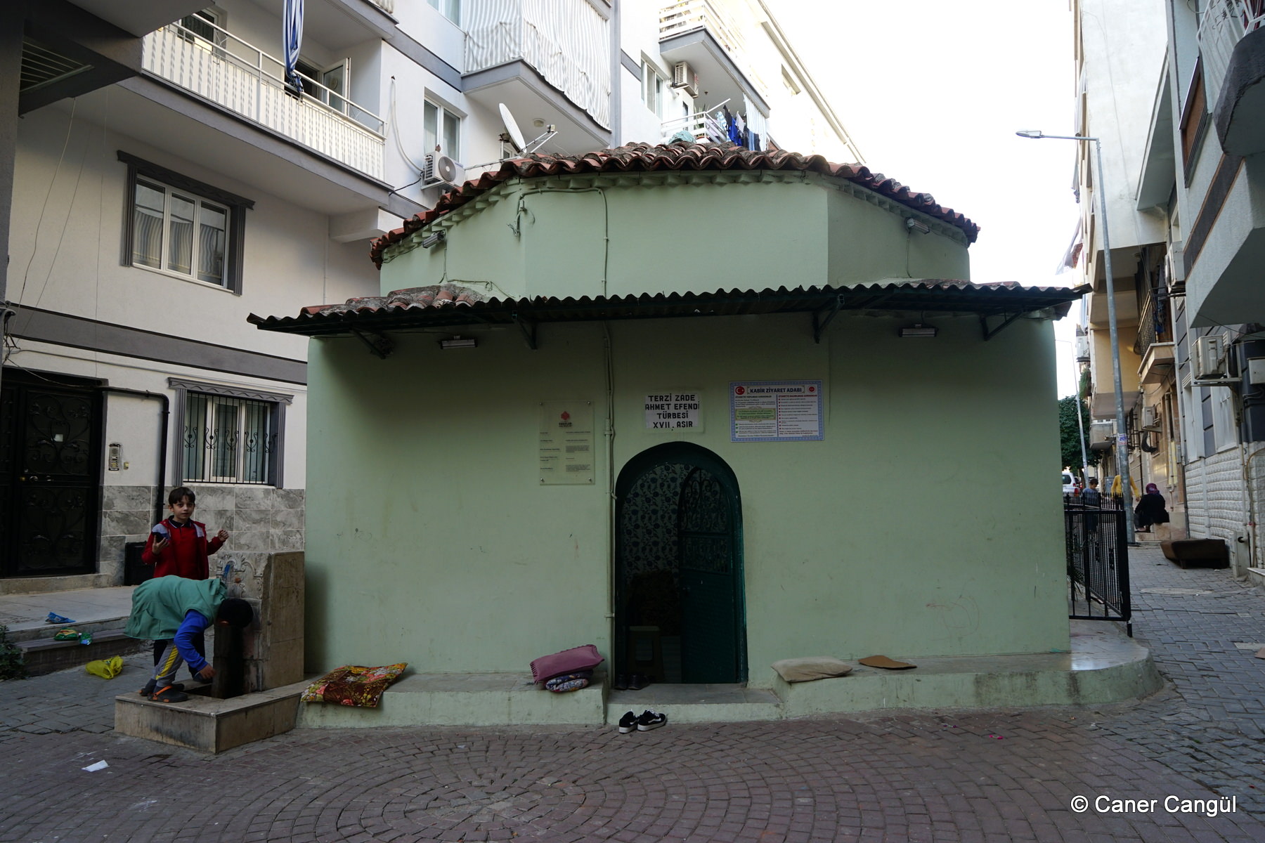 Terzizade Ahmet Efendi Türbesi