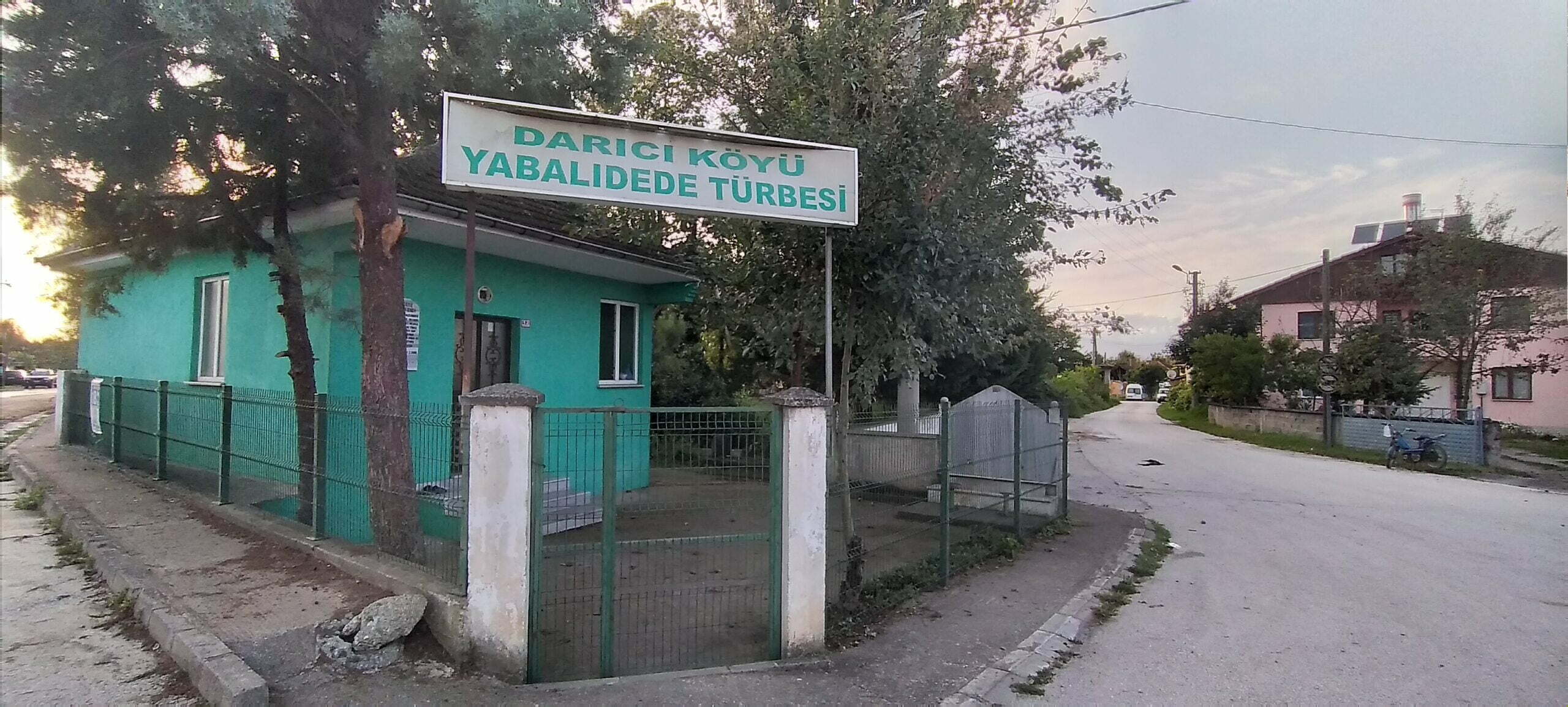 Yabalı Dede Mehmet Efendi Türbesi