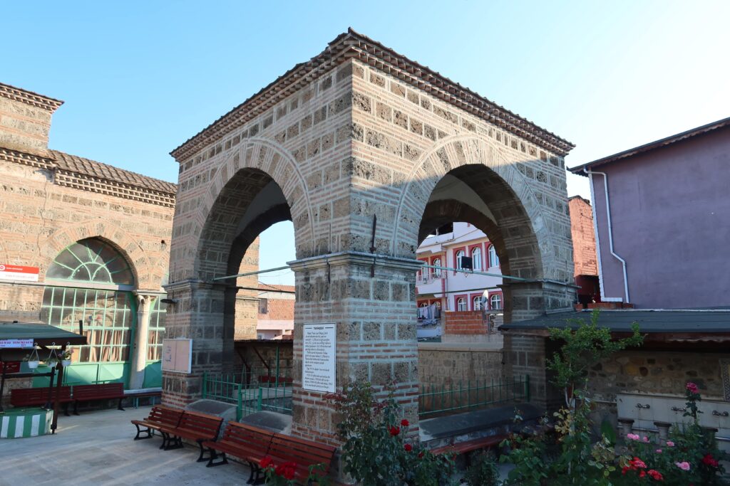 Yakup Çelebi Türbesi