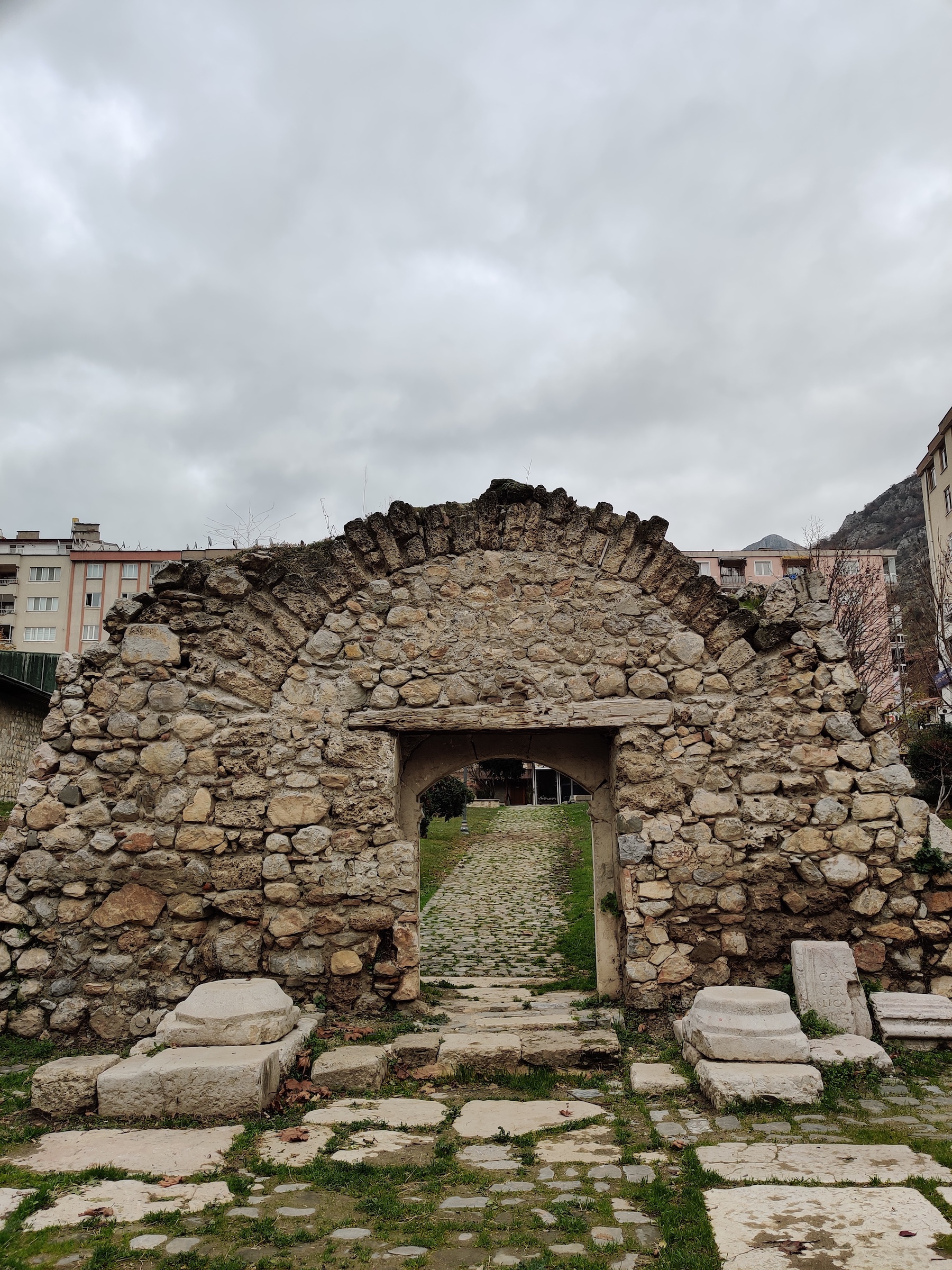 Yakutiye Tekkesi Kapısı