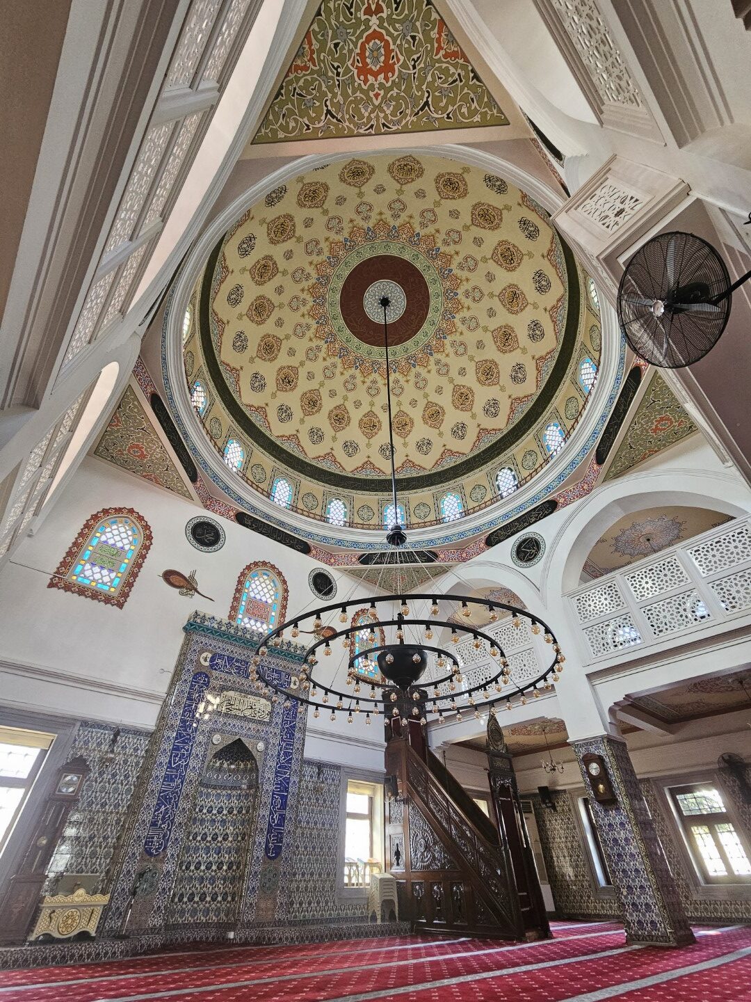 Yeni Cami İçinden Görünüm