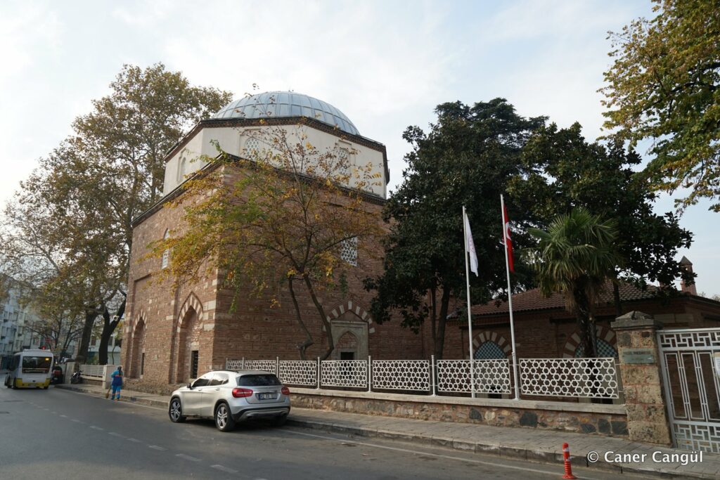 Yeşil Cami Medresesi