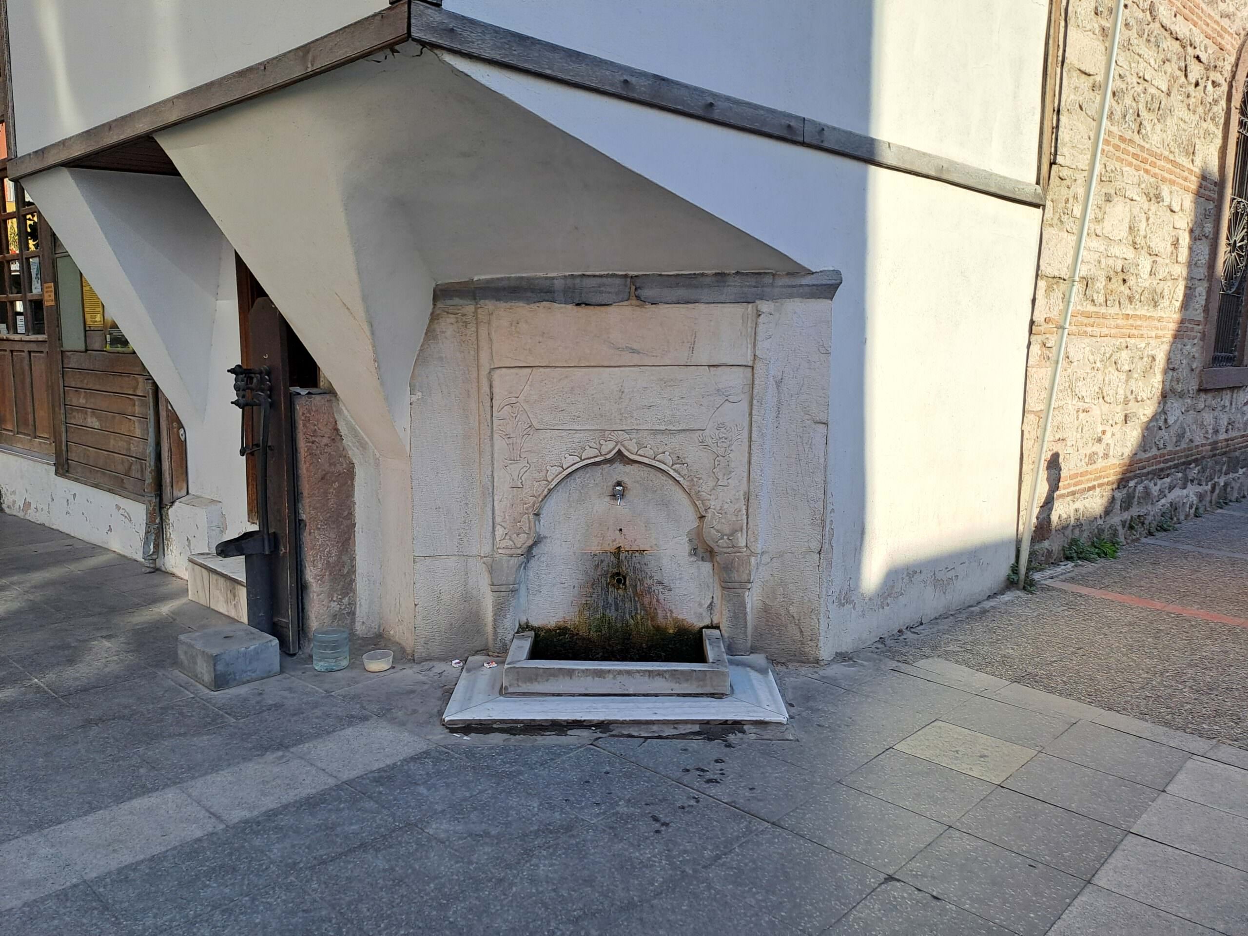 Yeşilli Camii Çeşmesi
