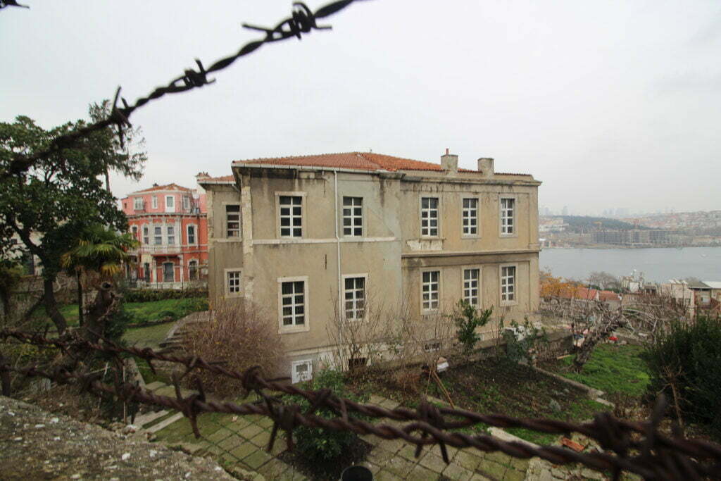 Yuvakimyon Rum Kız Lisesi