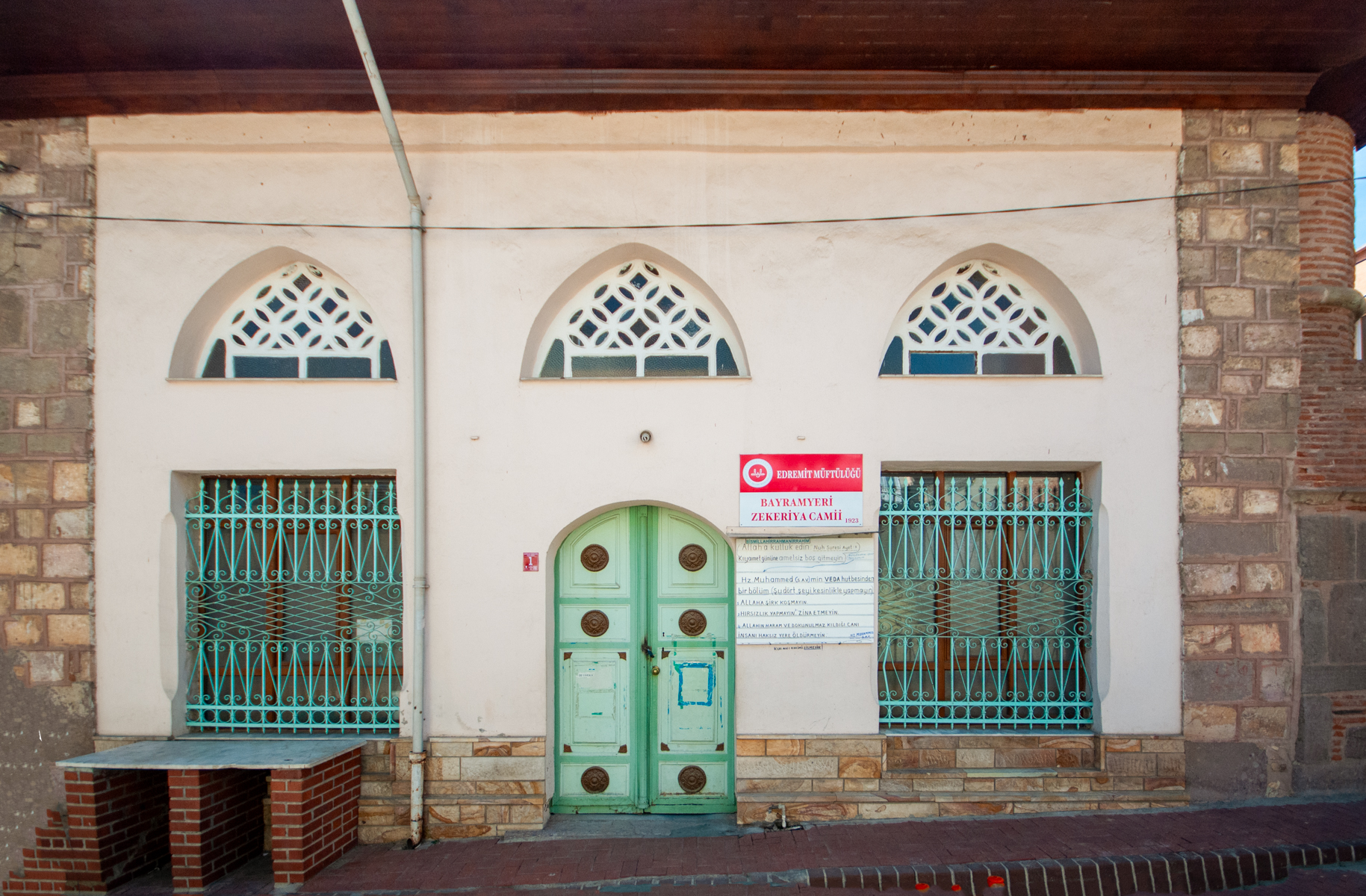 Zekeriya Cami, Edremit